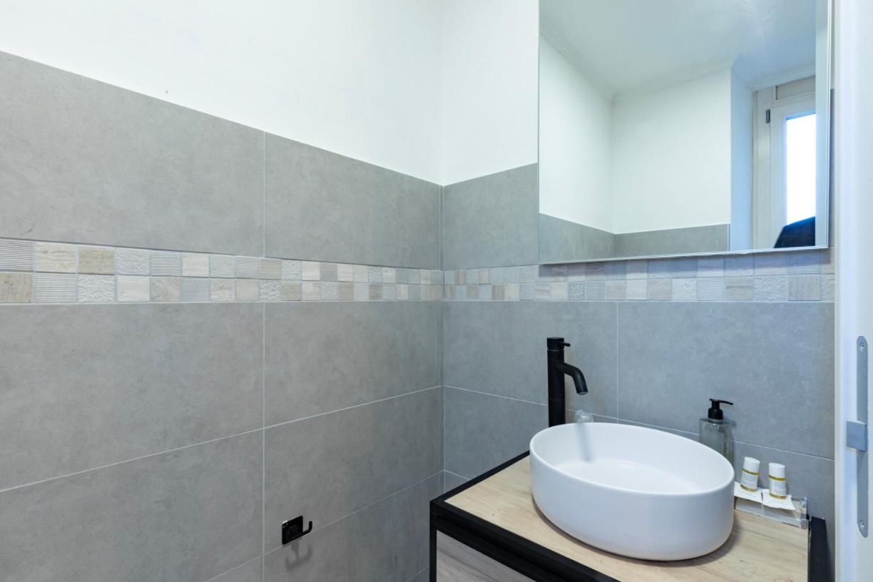 Rdr Tortona Rooms Rome Buitenkant foto